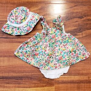 Janie and jack EUC 12-18 months floral 2-piece set and sunhat